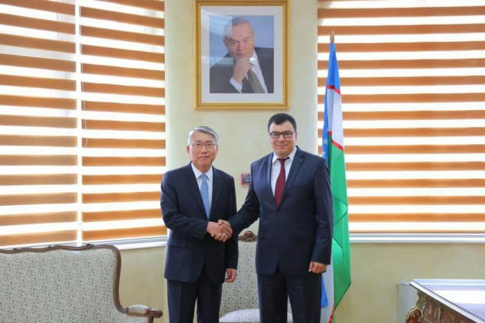 Mehnat vazirligida Koreya respublikasi elchisi bilan uchrashuv o‘tkazildi