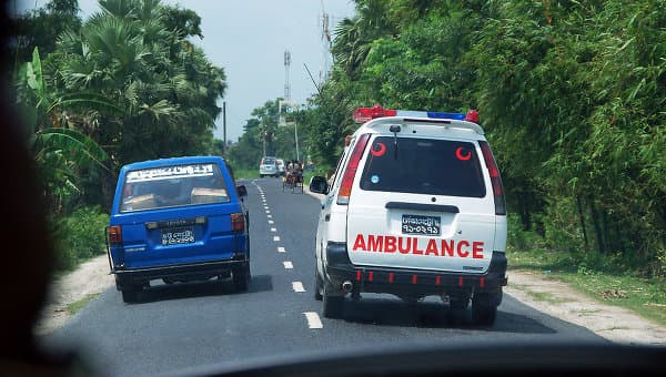 Bangladeshdagi ibodat maydonida portlash sodir bo‘ldi