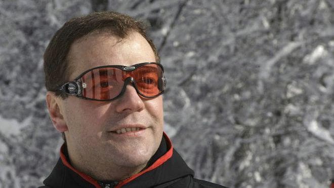 Dmitriy Medvedev ommaviy norozilik namoyishlari vaqtida nima bilan mashg‘ul bo‘lganini aytdi
