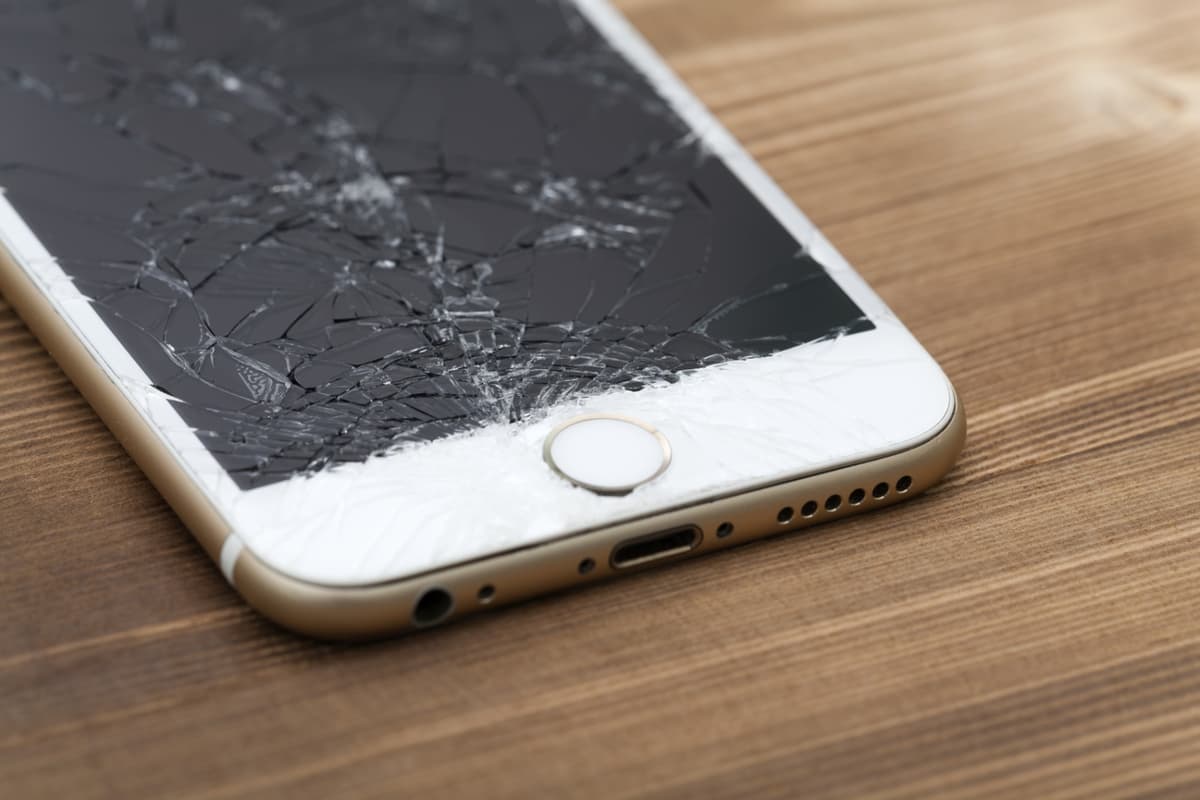 Smartfonlar uchun sinmaydigan ekran yaratildi 