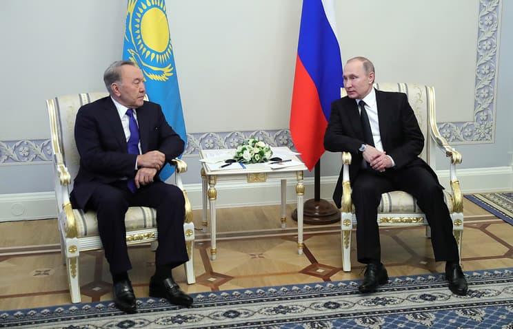 Putin va Nazarboyev telefon orqali bir qator masalalarni muhokama qilishdi
