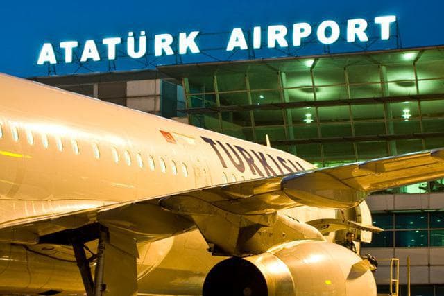 Istanbuldan Toshkentga aviareyslar kechiktirildi