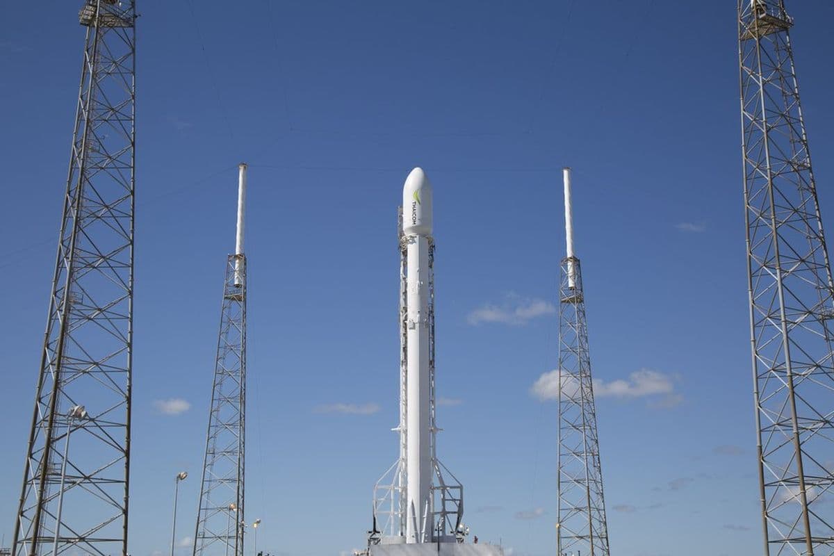 SpaceX 8 yanvardan Vandenberg kosmodromidagi parvozlarini tiklaydi