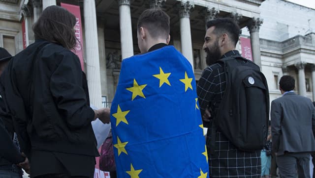 Britaniyada qayta referendum haqidagi petitsiyani 4 million kishi imzoladi