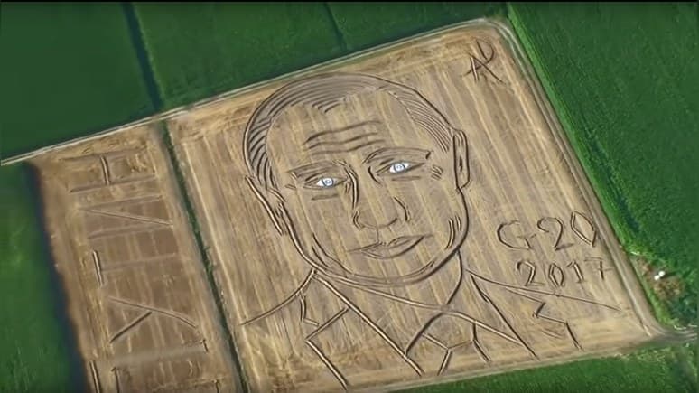 Italiyada traktor orqali Putinning ulkan surati hosil qilindi
