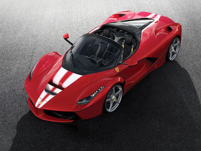 Eng so‘nggi LaFerrari 10 mln dollarga sotildi