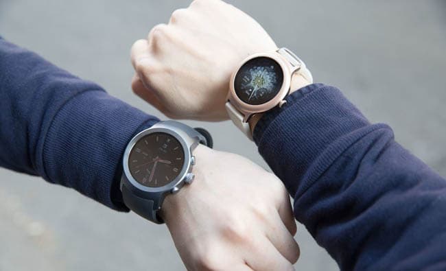 Google yangi Android Wear 2.0 dasturini ishlab chiqdi va LG «aqlli» soatini taqdim etdi