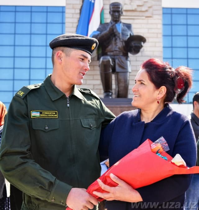 Muddatli harbiy xizmatga chaqirilgan askarlar harbiy qasamyod qabul qilishdi
