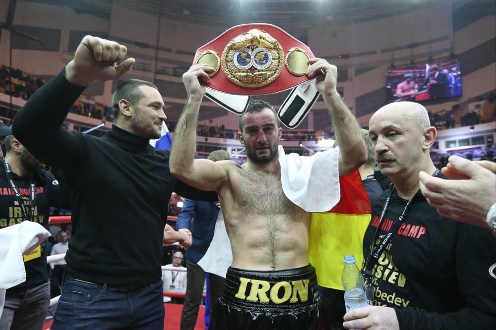 Мурат Гассиев илк оғир вазнда IBF чемпиони бўлди
