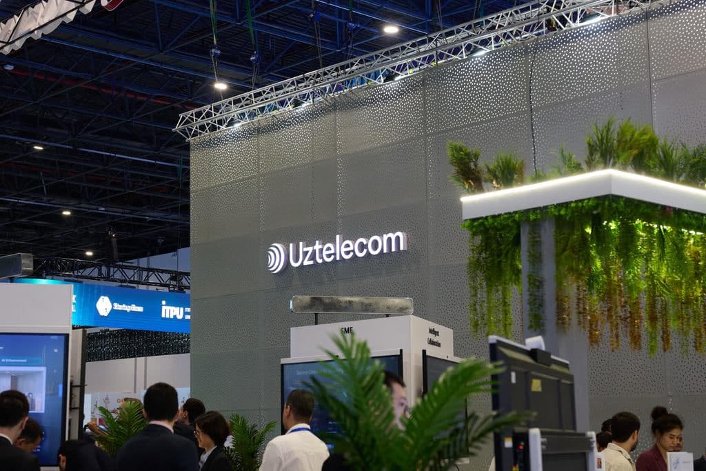 Uztelecom ICT Week 2026 доирасида IT-саводхонликни ривожлантириш бўйича бешта келишув имзолади