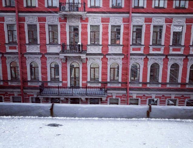 Peterburgda iyun oyida qor yog‘di (foto va video) 