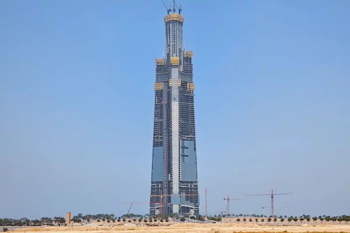 «Burj Xalifa»ning boʻlajak raqibi: Jidda minorasi 474 metrga yetdi