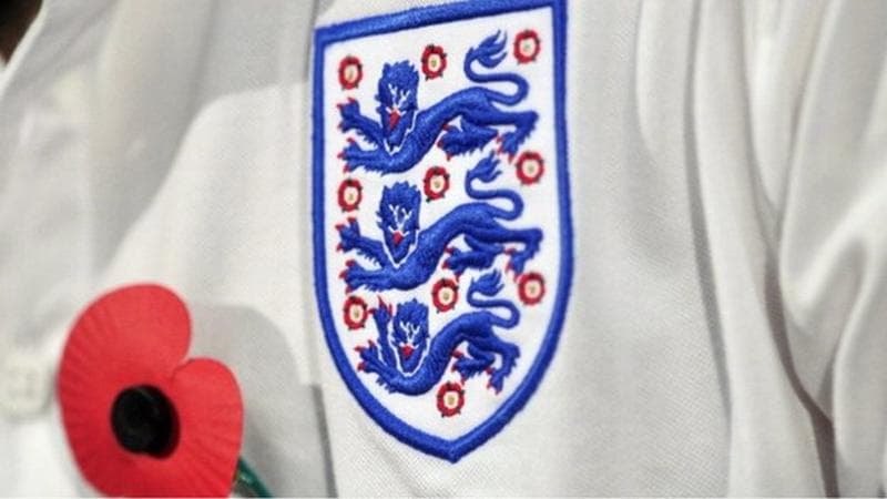 FIFA Angliya va Shotlandiyaga lola-qizg‘aldoq belgisi tushirilgan formada o‘ynashni taqiqladi
