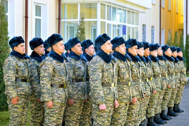 Armiyaga chaqiruv e'lon qilindi