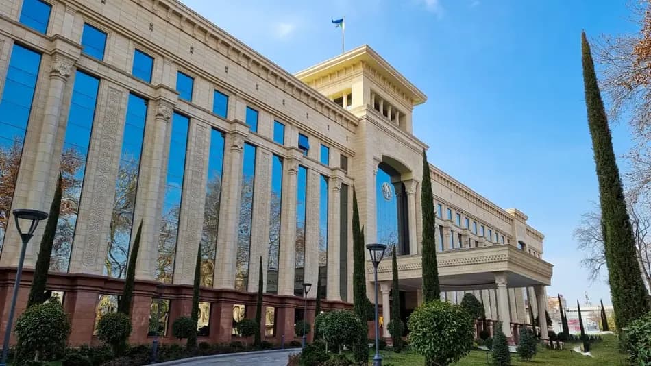 Xitoy bilan «abadiy doʻstlik»: Senat qonunni maʼqulladi