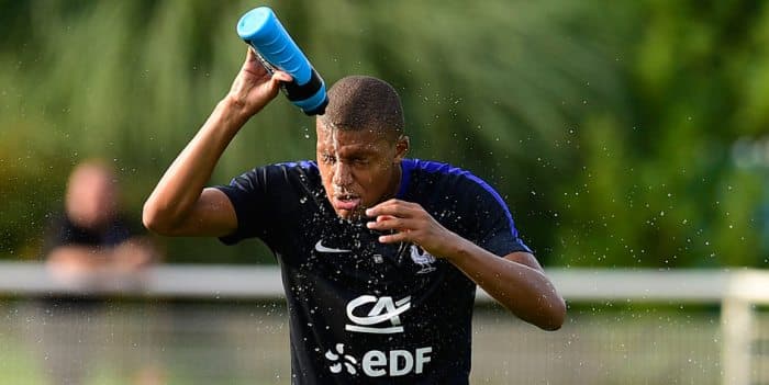 Fransiya terma jamoasi bosh murabbiyi Mbappe «PSJ»ga o‘tayotganini tasdiqladi