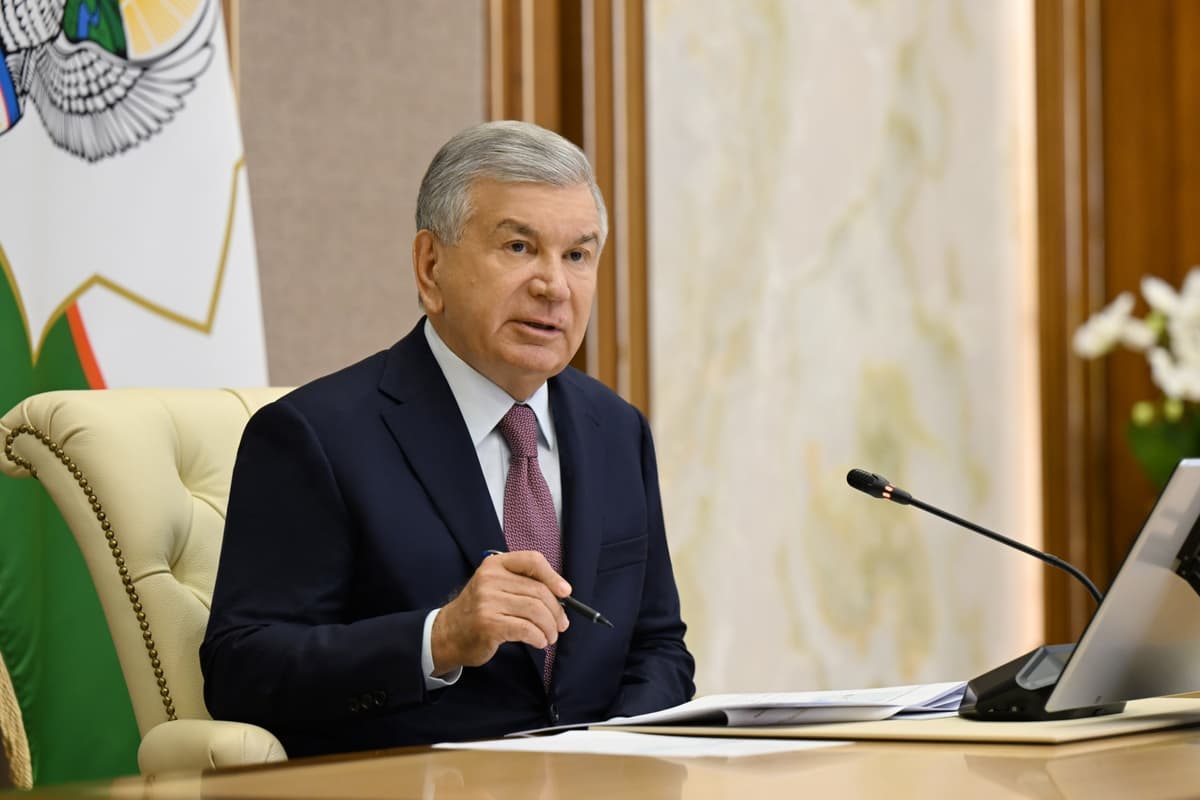Президент ҳузурида ёқилғи-энергетика тармоғини ривожлантириш режалари кўриб чиқилди