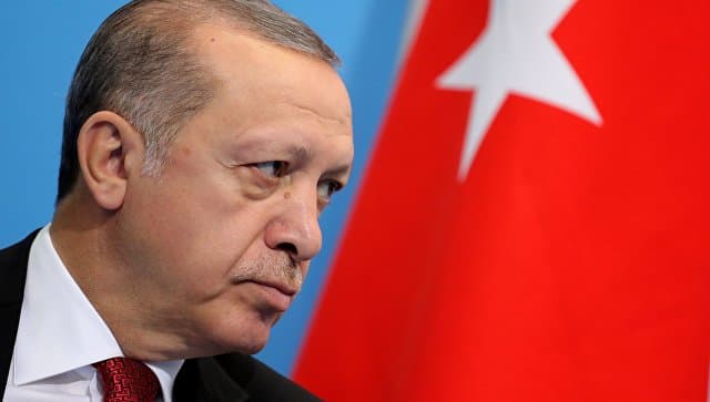 Serbiya tashqi ishlar vaziri Erdo‘g‘anga qo‘shiq kuylab berdi