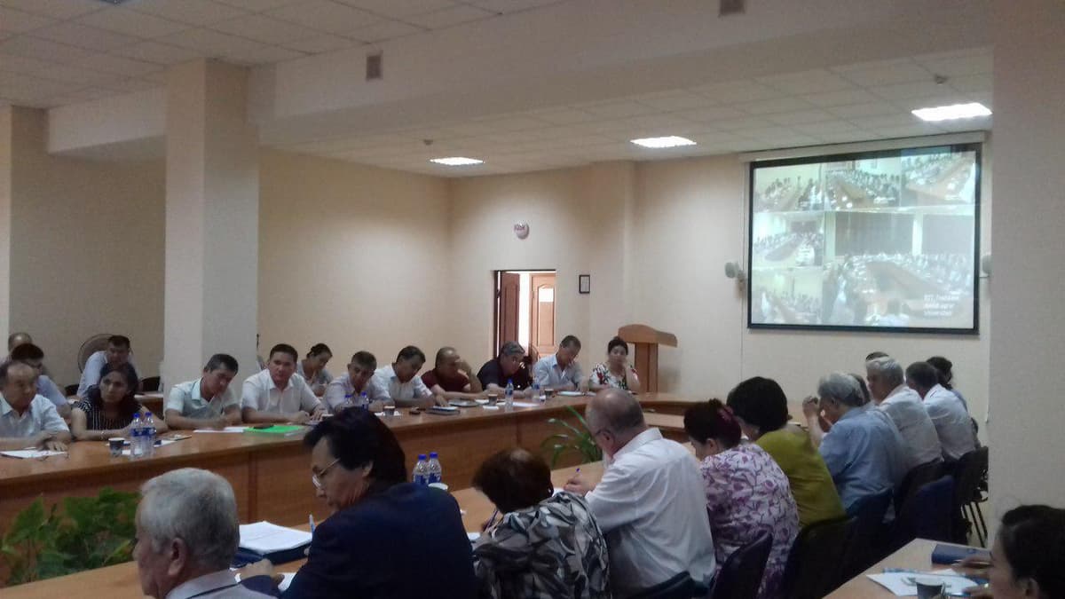 Oliy attestatsiya komissiyasi raisi videoselektor uchrashuvi o‘tkazdi
