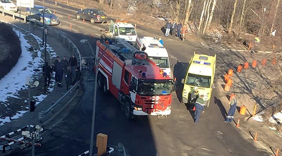 Domodedovo aeroportida o‘t o‘chirish mashinasi piyodalarni bosib ketdi