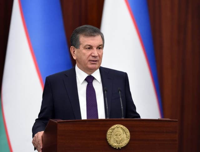 Ш.Мирзиёев: "Давлат бор-ку, боқсин-да, деган кайфиятлардан, афсуски, тўлиқ қутула олмаяпмиз"