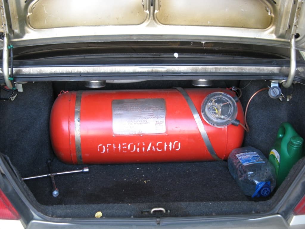 O‘zbekistonda avtomobillarda ma'lum turdagi gaz ballonlaridan foydalanish taqiqlanadi