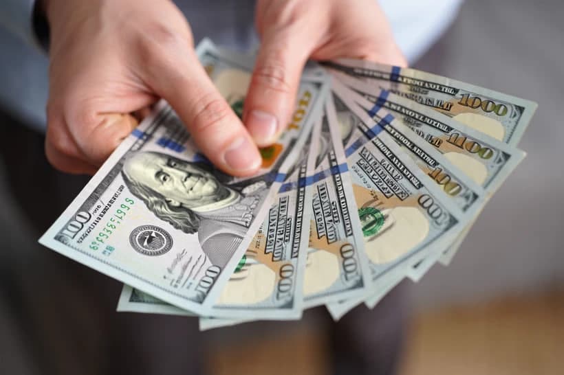Спрос на иностранную валюту в Узбекистане вырос на 17,7% — Центробанк