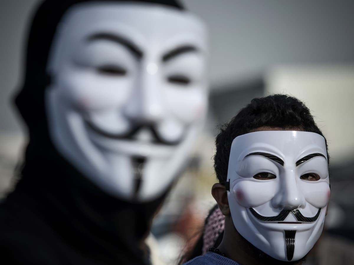 Anonymous xakerlari butun dunyo bo‘ylab markaziy banklarni buzib kirish bilan tahdid qilmoqda