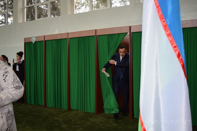 Prezidentlikka nomzodlarning barchasi saylovda ovoz berib bo‘ldi