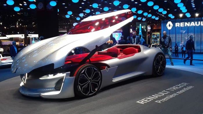 Renault o‘zining eng yangi kontsept-karini rasman namoyish etdi (surat va video)