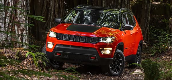 Jeep yangi shahar toifasidagi krossoverini namoyish etdi