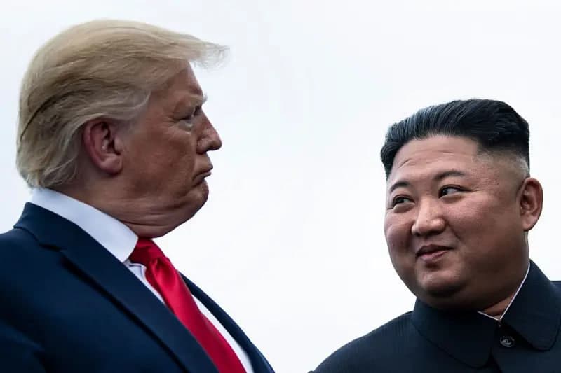 Трамп Америка ҳарбийларининг Жанубий Корея билан машғулотларини танқид қилди