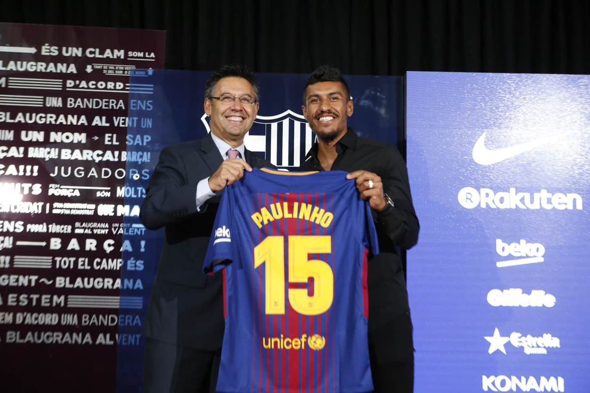 Foto: Paulino «Barselona» futbolchisi sifatida tanishtirildi