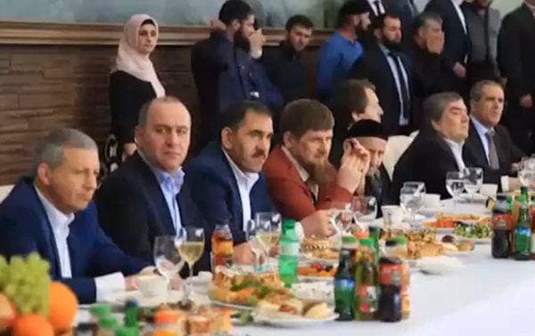 Ramzon Qodirov jiyanining dabdabali to‘y marosimidan "reportaj uyushtirdi"