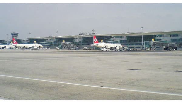 AQSh Turkiya bilan aviaqatnovlarni tikladi