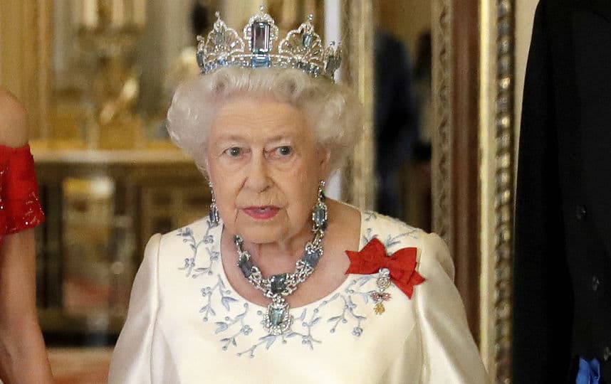 OAV: Britaniya qirolichasining taxtni topshirishiga tayyorgarlik boshlandi