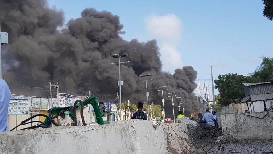 Somali poytaxtida yuk mashinasi portlashi oqibatida 20 kishi halok bo‘ldi