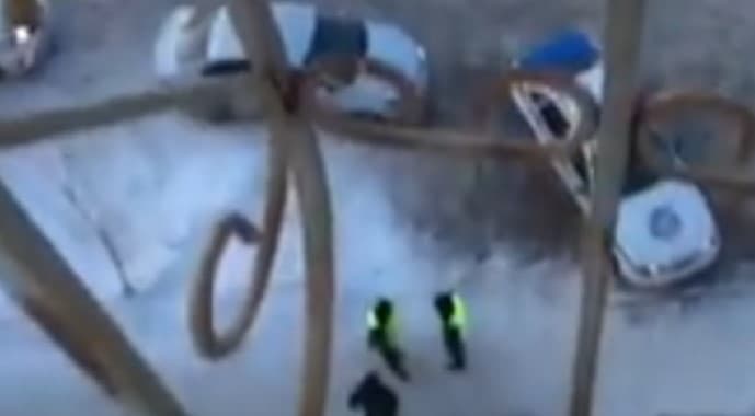 Oqto‘beda erkak ayolni garovga oldi va sobiq xotini bilan uchrashuvni talab qildi