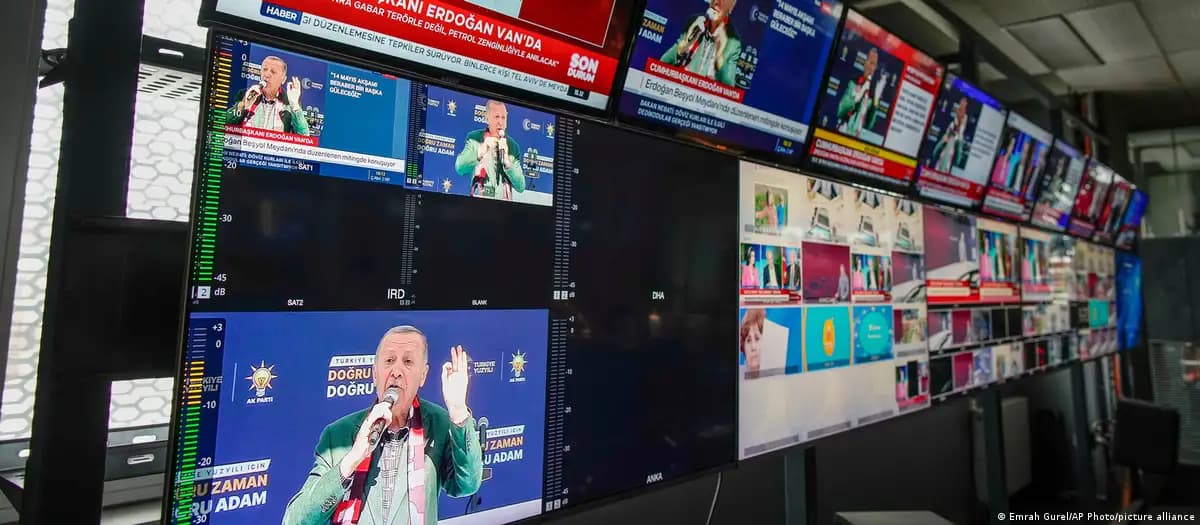 Туркияда Эрдўғанни танқид қилган Halk TV эфири тўхтатилди