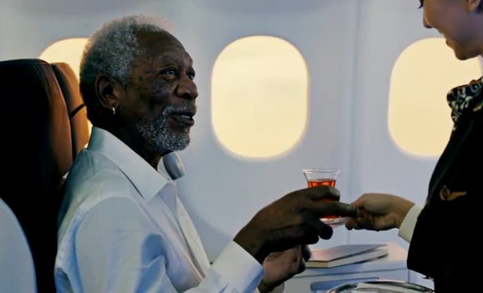 Turkish Airlines reklamasida Morgan Frimanni «klonlashtirishdi» 