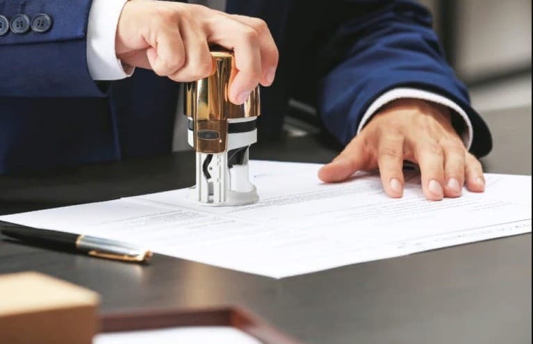 O‘zbekistonda davlat notarial idoralari nodavlat muassasalarga aylantiriladi