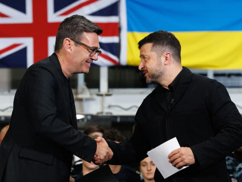 Бёрнем: Буюк Британия Украина томонида қолади