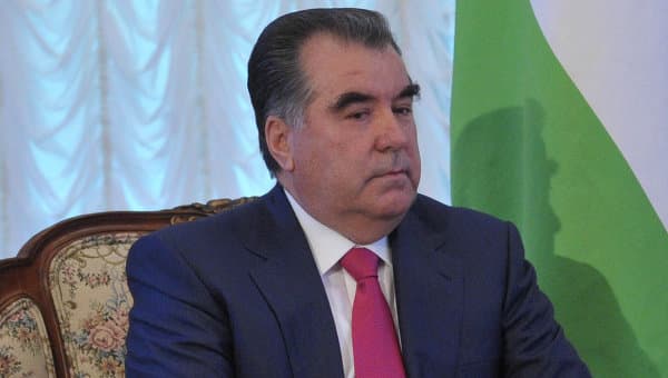 Shavkat Mirziyoyev Imomali Rahmonni tug‘ilgan kuni bilan tabrikladi
