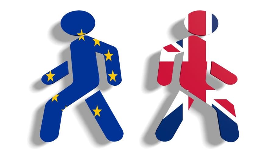 Britaniya YeIdan chiqmoqda: Brexit hukumatning eng yirik tanazzulimi?