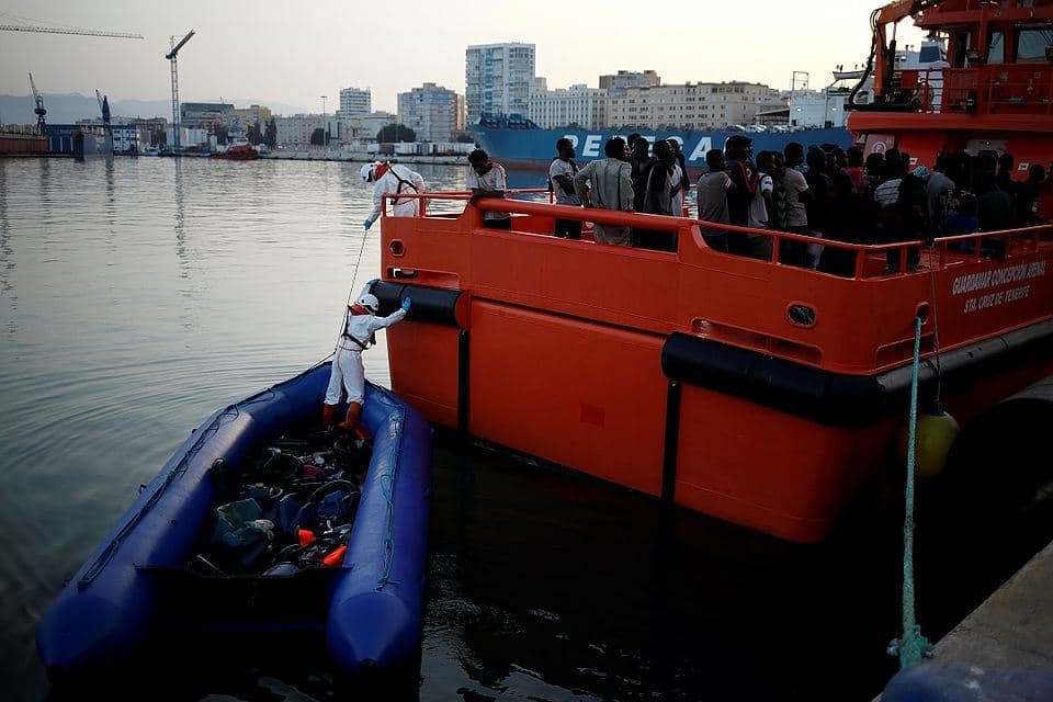 “Chegara bilmas shifokorlar” O‘rta yer dengizida muhojirlarni qutqarishdan bosh tortdi