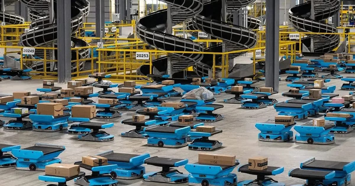 Amazon’da robotlar soni milliondan oshdi. Bu xodimlar uchun nimani anglatadi?