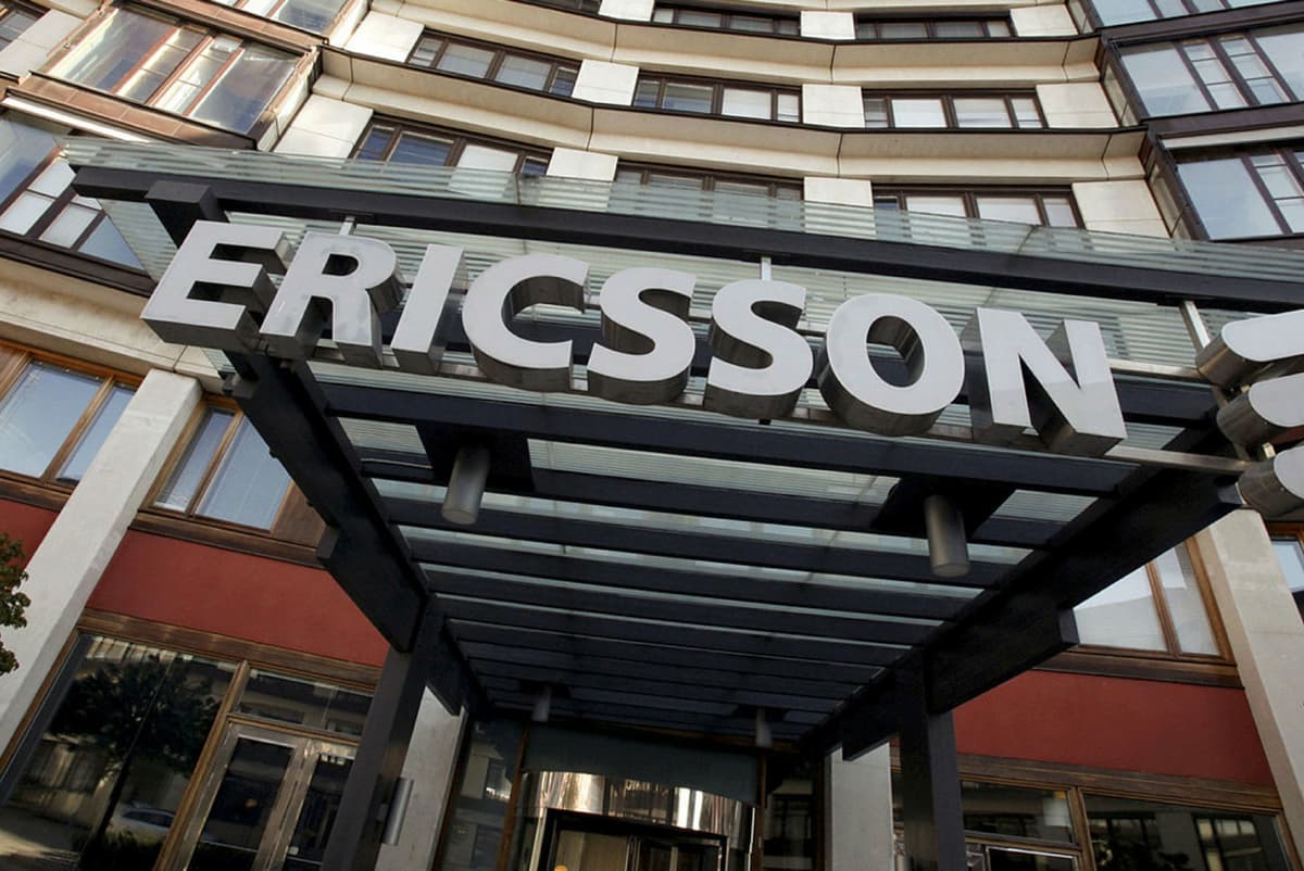 Ericsson Shvetsiyadagi korxonalarini yopmoqda