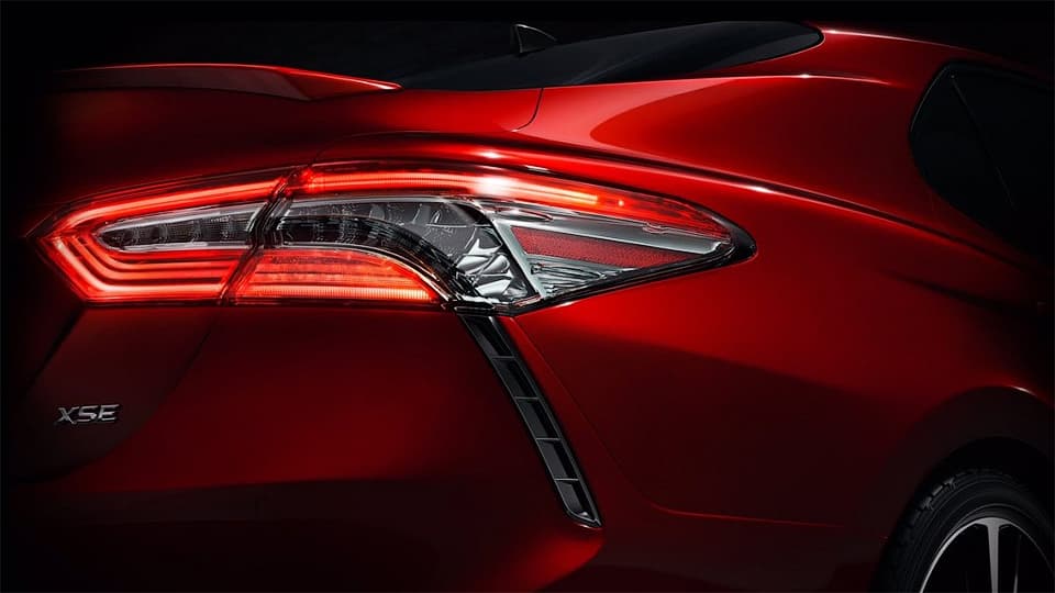 Yangi Toyota Camry’ning ilk fotosurati paydo bo‘ldi