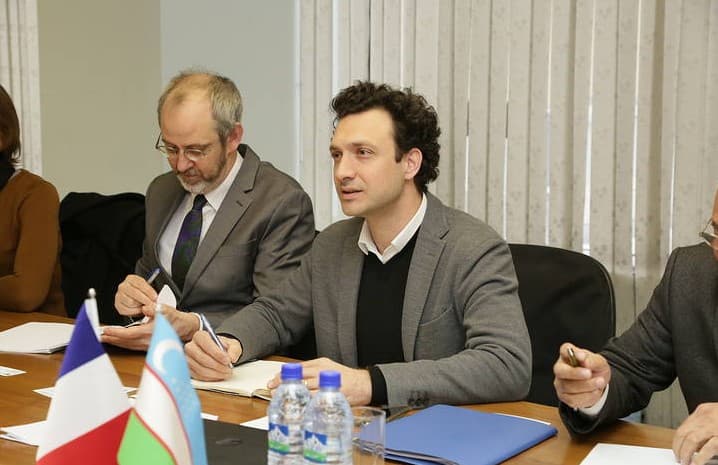Davlat raqobat qo‘mitasi raisi Fransiya rivojlantirish agentligi vakillari bilan uchrashdi