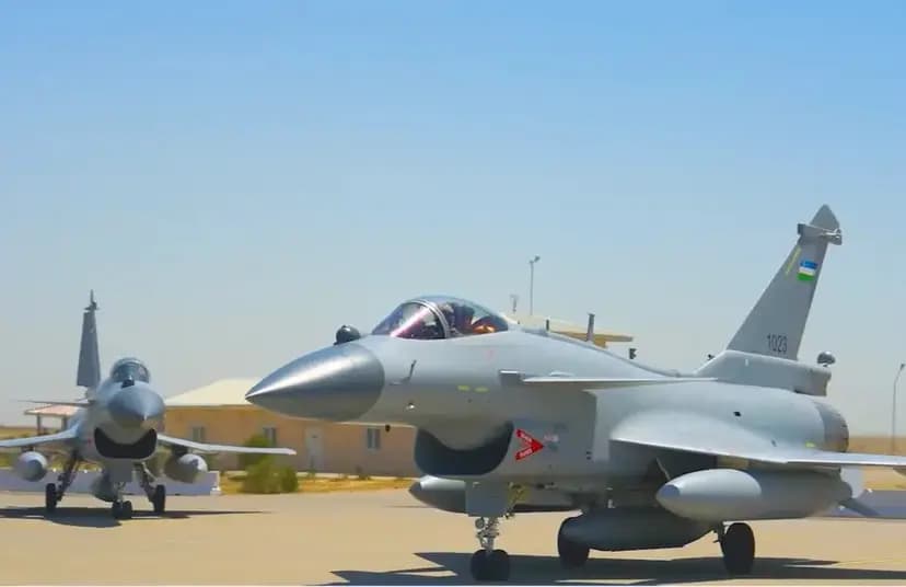 Китай подтвердил поставку Узбекистану истребителей J-10CE